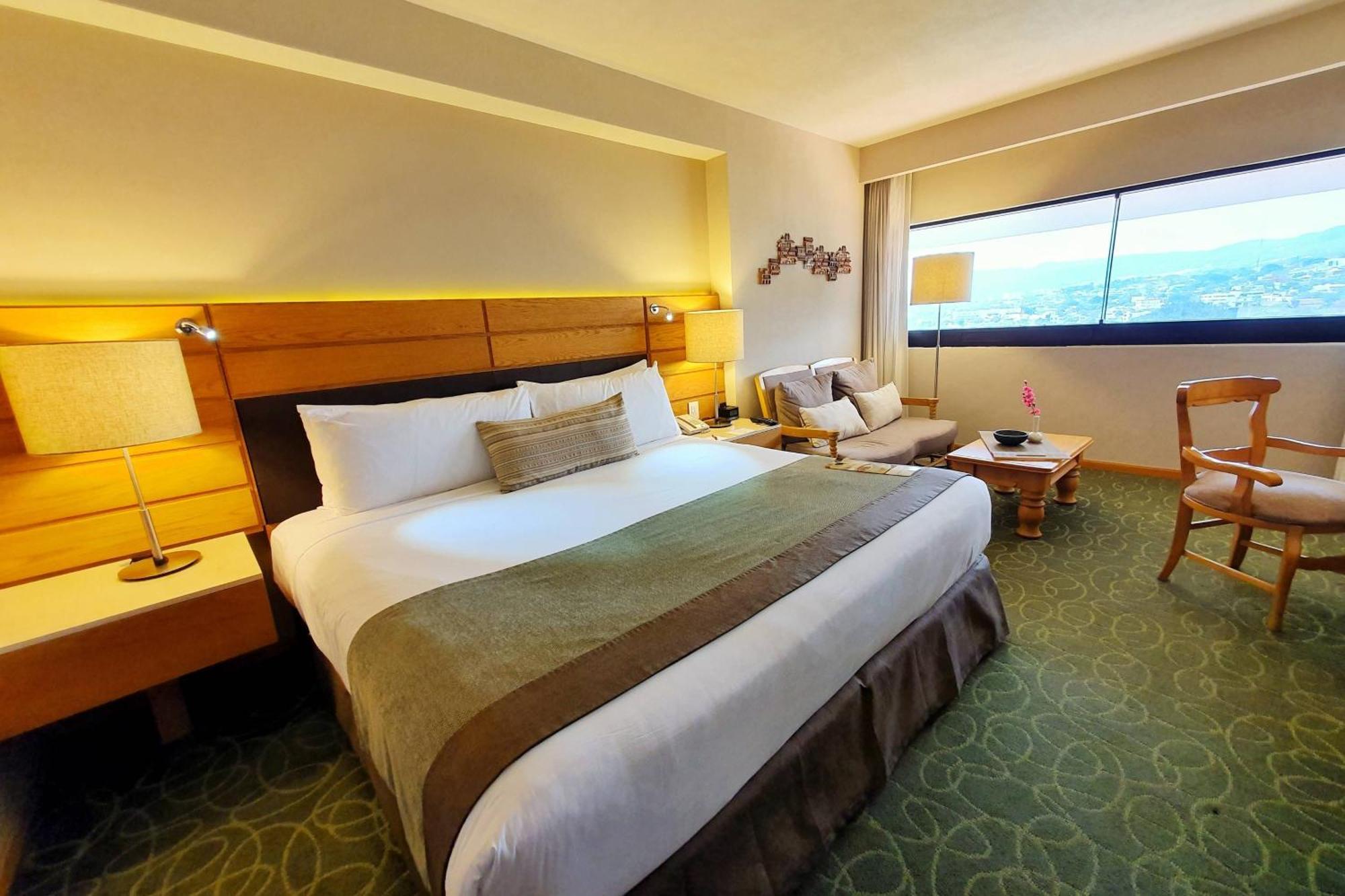 메리어트 툭스틀라 구티에레즈 호텔 외부 사진 A room at the hotel