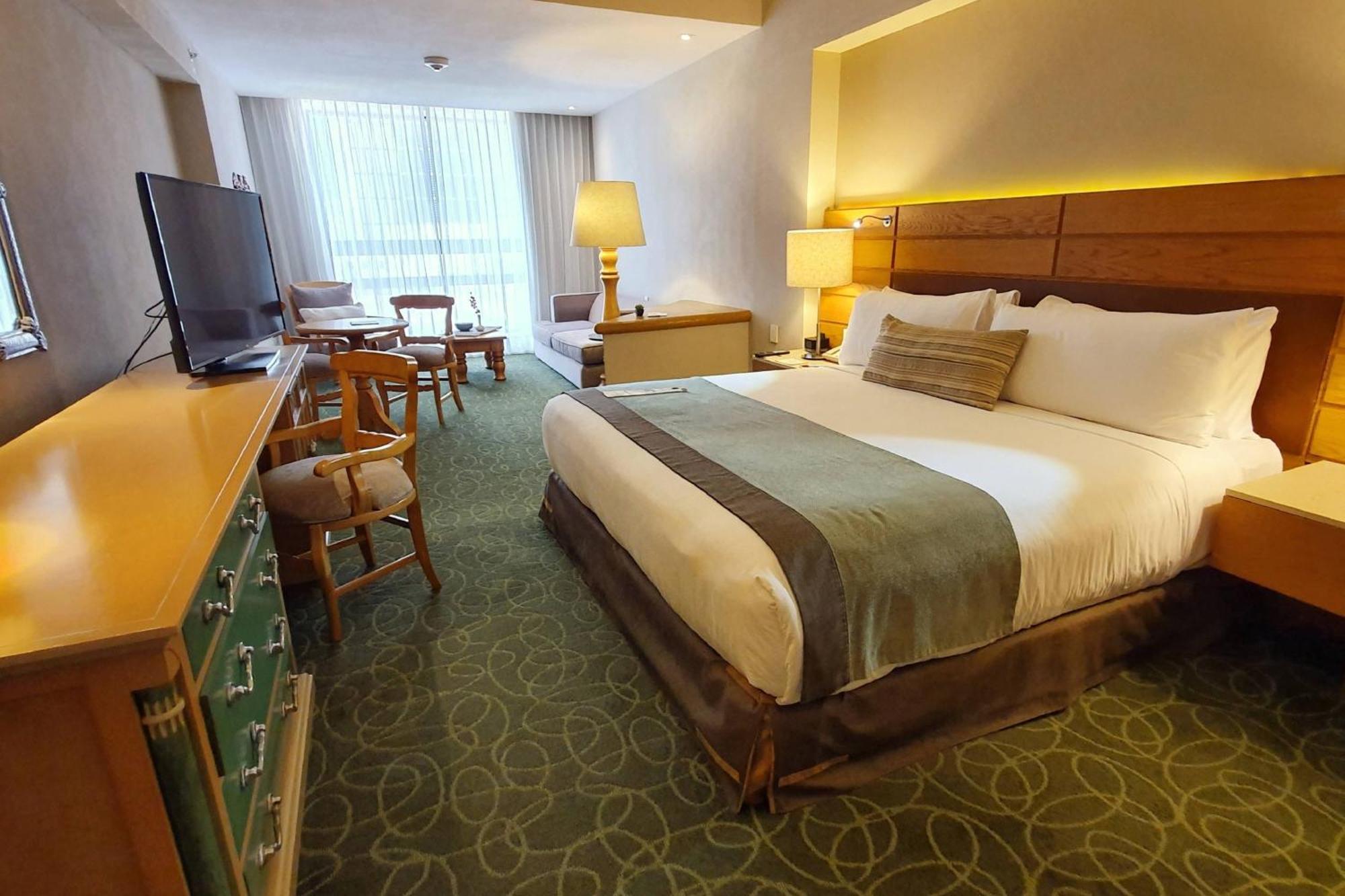 메리어트 툭스틀라 구티에레즈 호텔 외부 사진 A room at the hotel